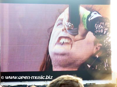 Dani Filth (22)