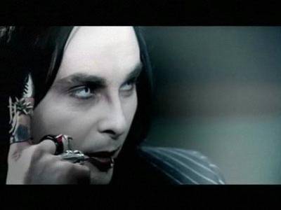 Dani Filth (25)