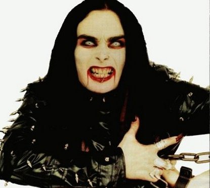 Dani Filth (37)