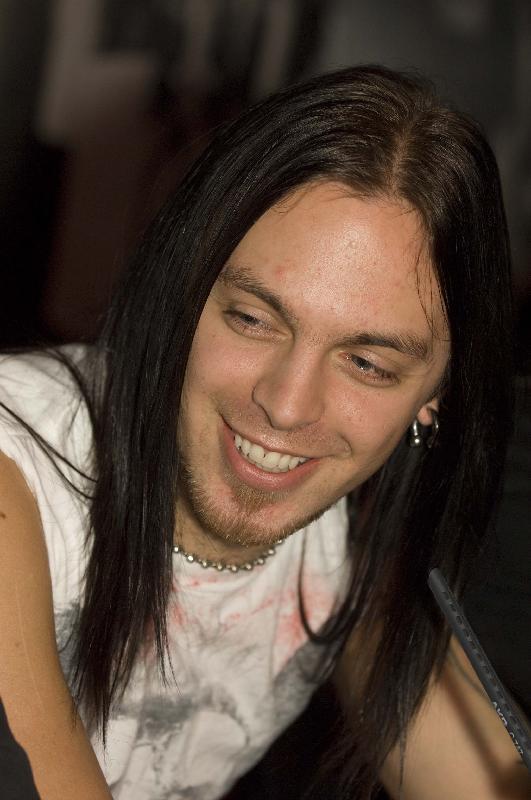 Matthew Tuck (68)