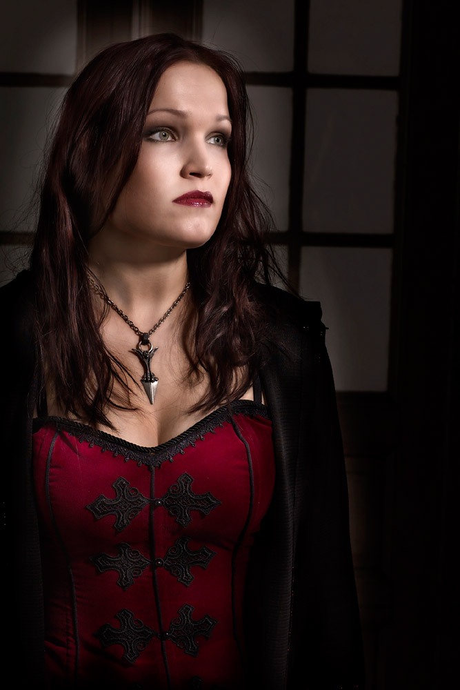 Tarja Turunnen (29)